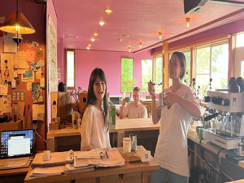 Guesthouse Hoaloha 4 Seasons image