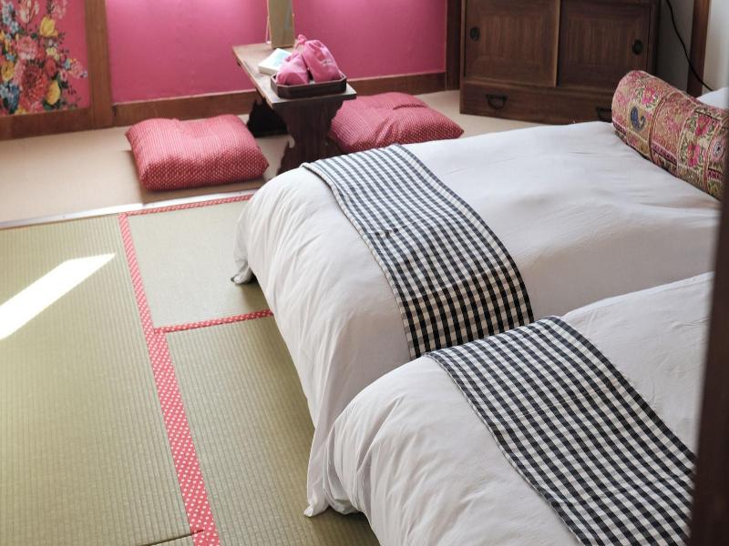 Guesthouse Hoaloha 4 Seasons image