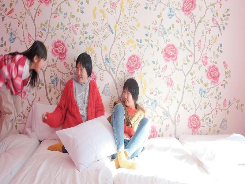Guesthouse Hoaloha 4 Seasons image