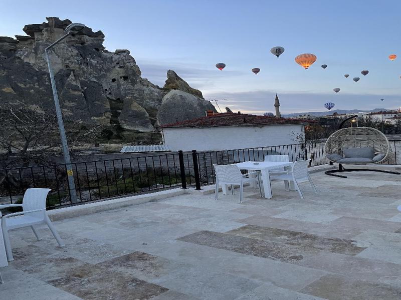 Daphne Cave Hotel