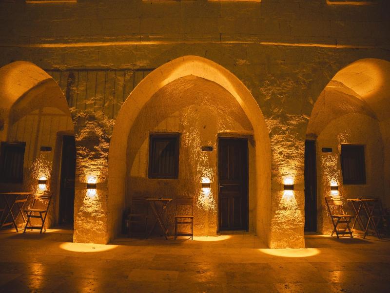 Daphne Cave Hotel
