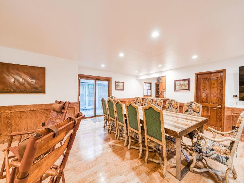 Bears Palace Chalet #2008 image