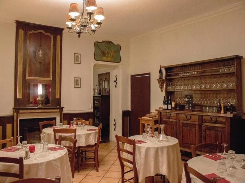 Auberge De L'echauguette image