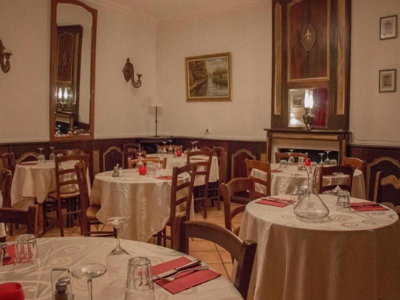 Auberge De L'echauguette image
