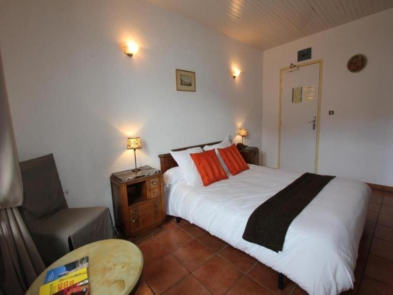 Auberge De L'echauguette image