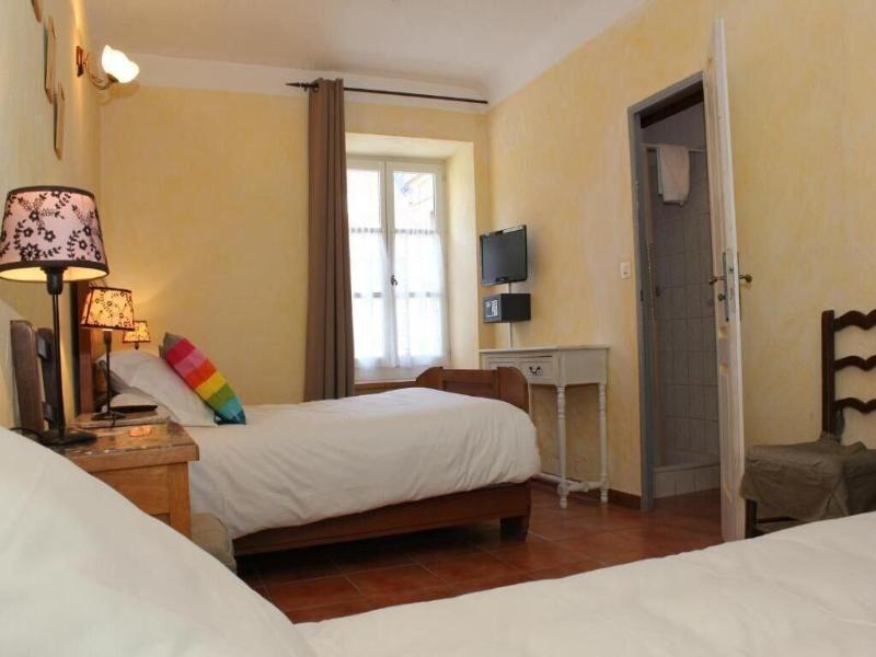 Auberge De L'echauguette image