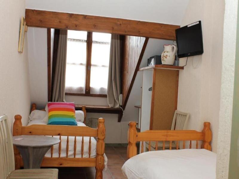 Auberge De L'echauguette image