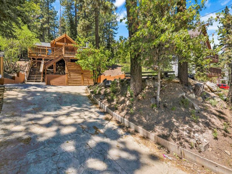 Club View Pines #2105 image