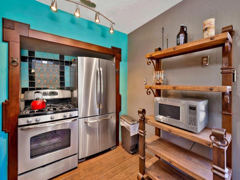 Club View Pines #2105 image