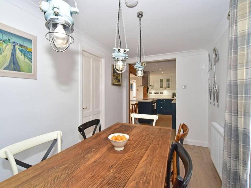 2bed Cottage Johnshaven - Family Friendy image
