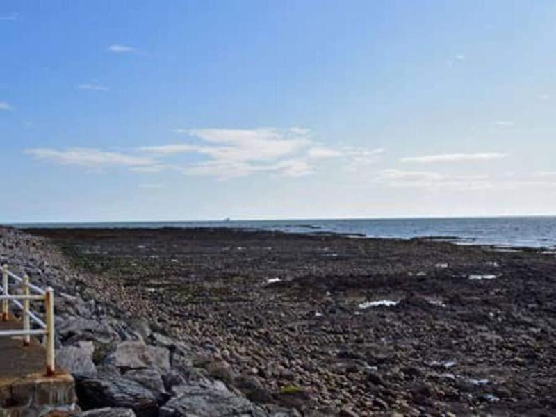 2bed Cottage Johnshaven - Family Friendy image