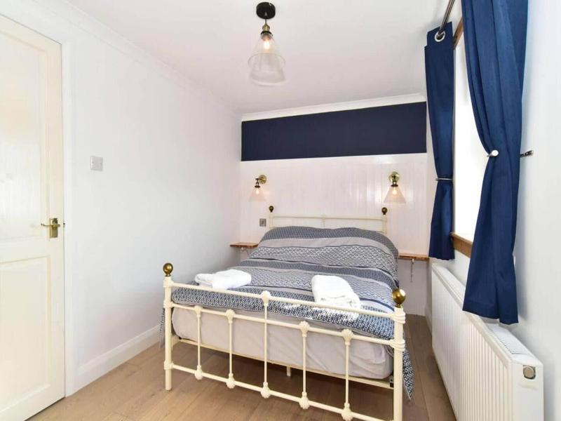 2bed Cottage Johnshaven - Family Friendy image