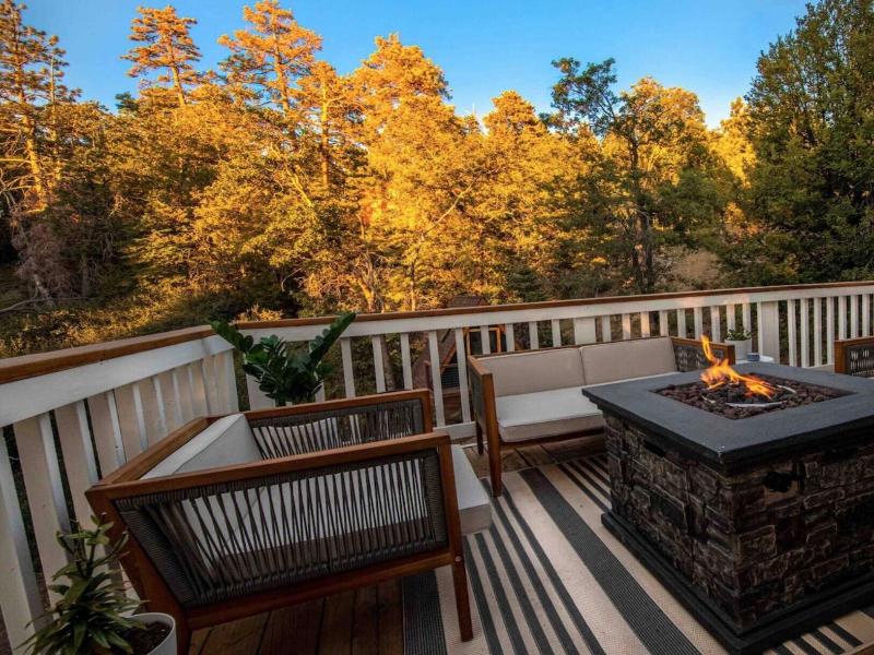 Big Bear Gambrel #2066 image