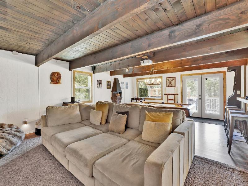 Big Bear Gambrel #2066 image