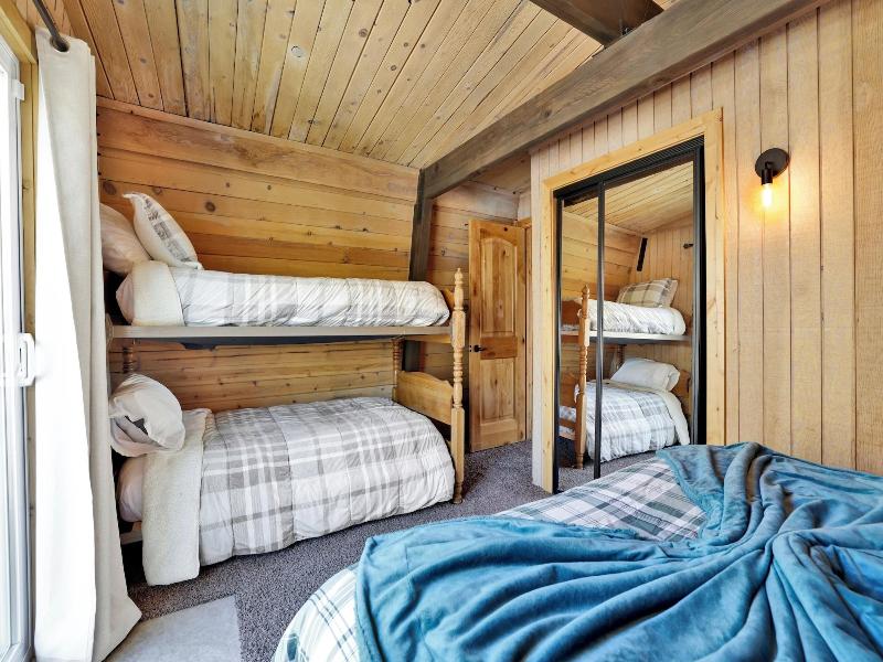 Big Bear Gambrel #2066 image