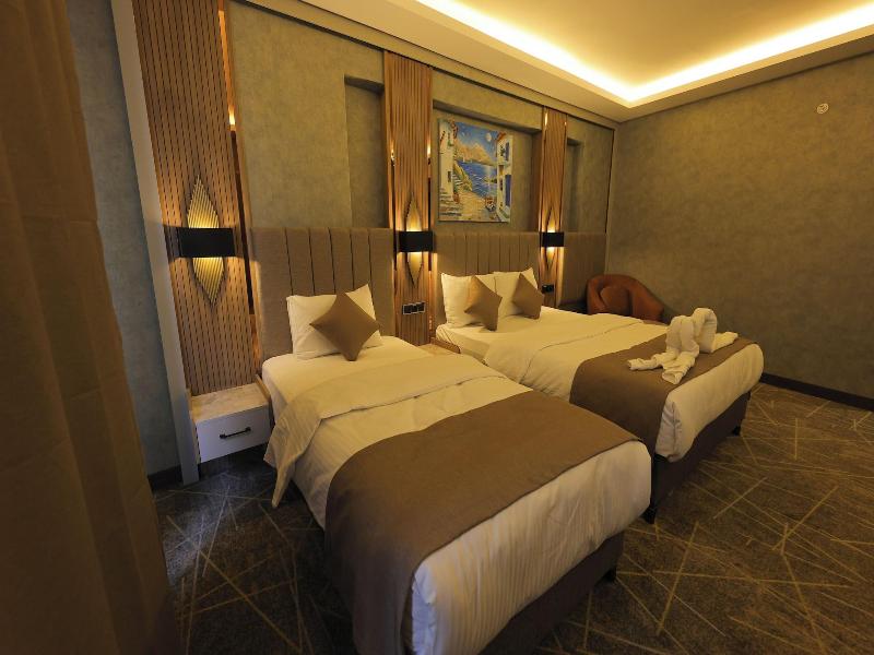 Mä°r Emä°r Hotel image