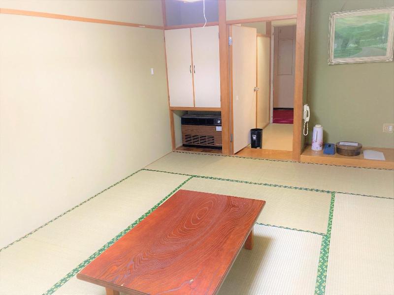Joshinâ€™etsukogen National Park Hotel Fujiya image