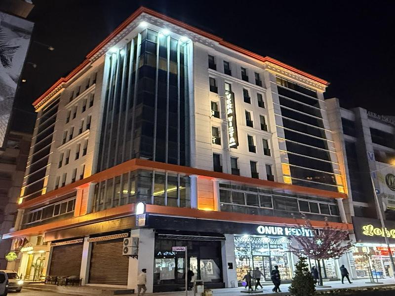 Van Life Hotel