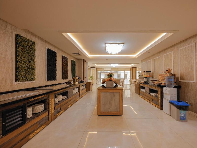 Van Life Hotel