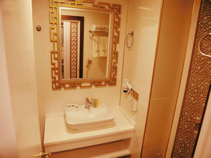 Van Life Hotel image