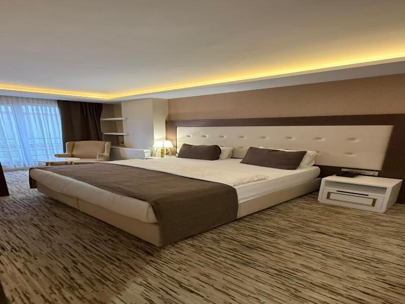 Van Life Hotel image