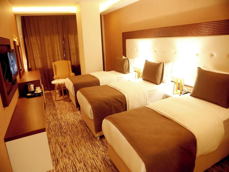 Van Life Hotel image