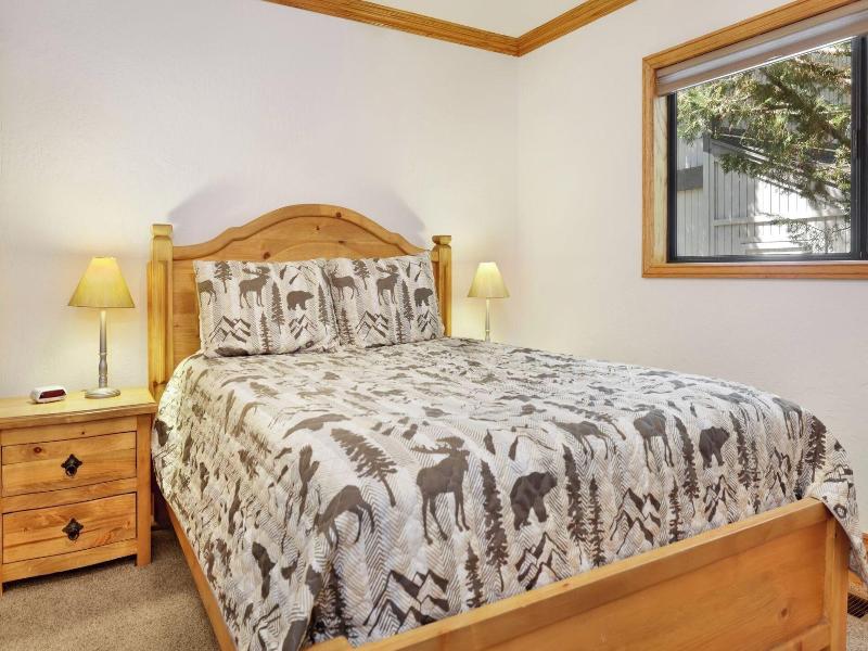 Bearfoot Lodge #2030 image