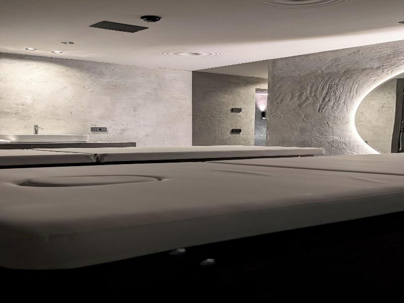 Mo.he Boutique Hotel image
