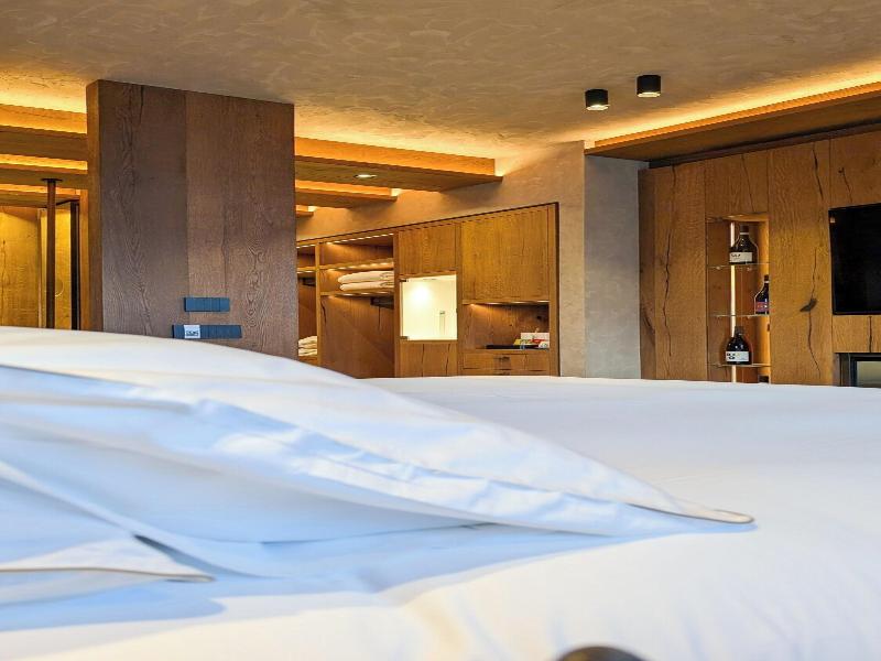 Mo.he Boutique Hotel image