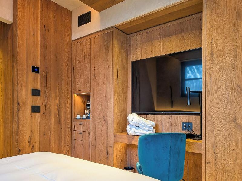Mo.he Boutique Hotel image