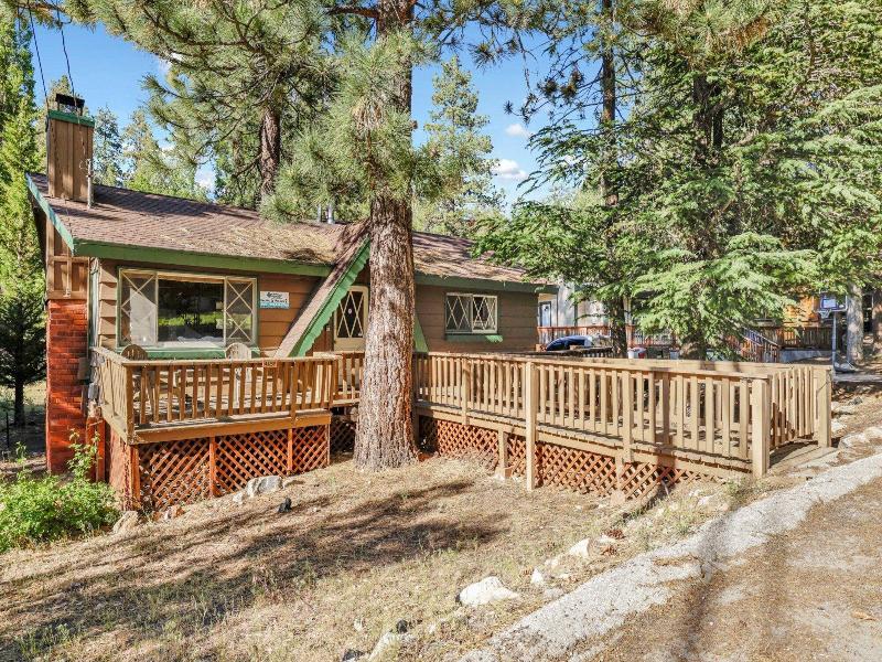 Sunny Bear Cabin #1970 image