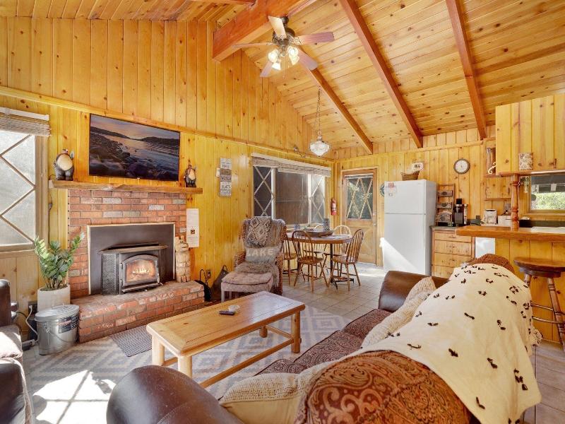 Sunny Bear Cabin #1970 image