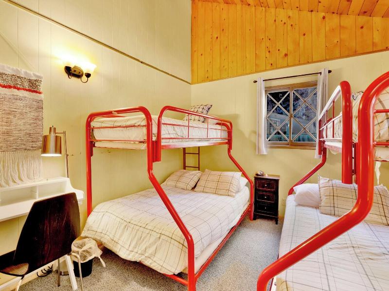 Sunny Bear Cabin #1970 image