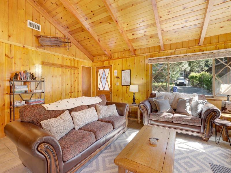 Sunny Bear Cabin #1970 image