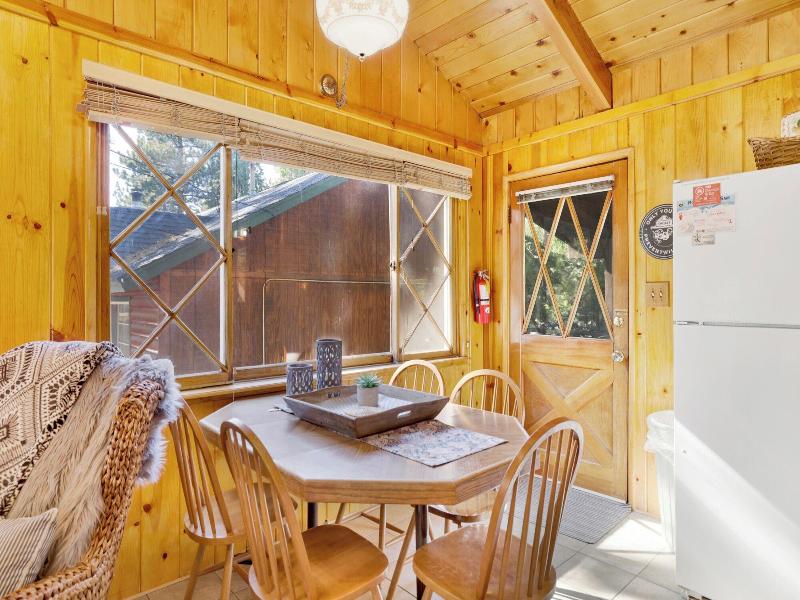 Sunny Bear Cabin #1970 image