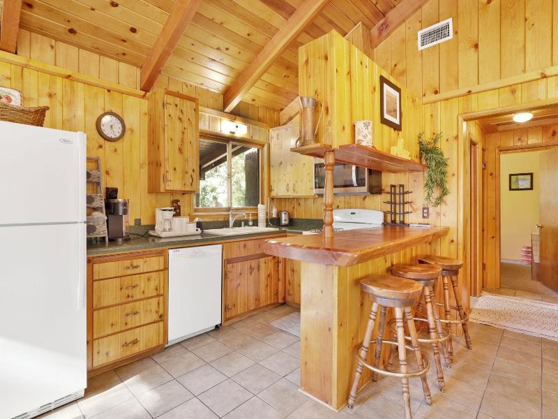 Sunny Bear Cabin #1970 image