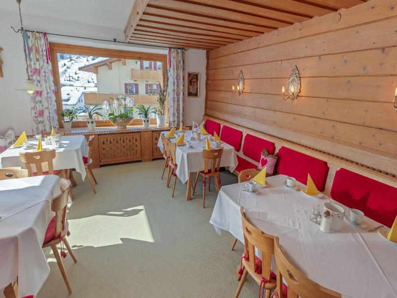 Haus Schrofenstein image