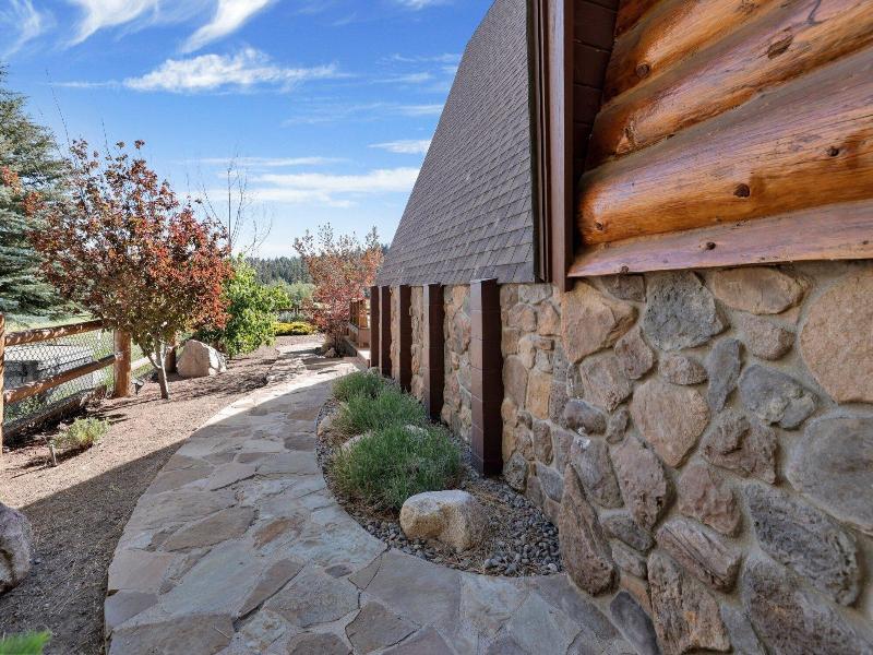 Big Bear Den #2152 image