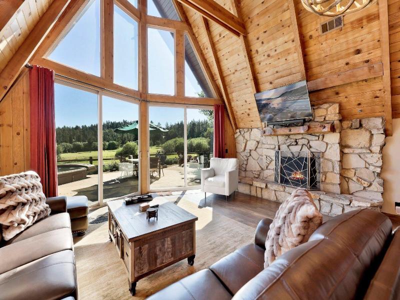 Big Bear Den #2152 image