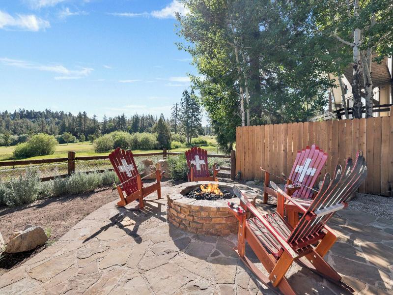 Big Bear Den #2152 image