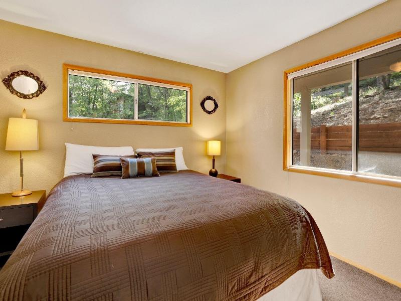 Knickerbocker Retreat #2321 image
