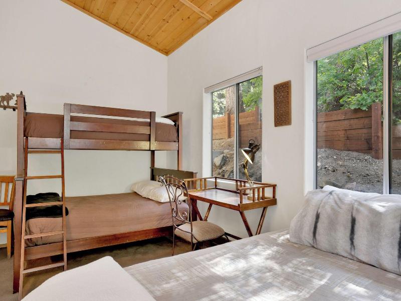 Knickerbocker Retreat #2321 image