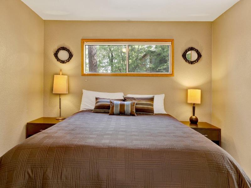 Knickerbocker Retreat #2321 image