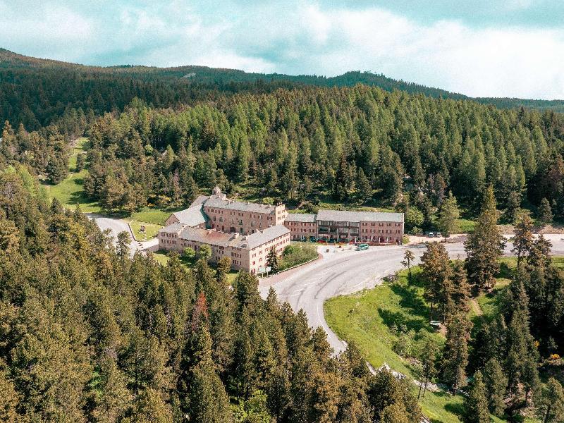 Grand Ht l'Ermitage Font-Romeu-Handwritten Collect image