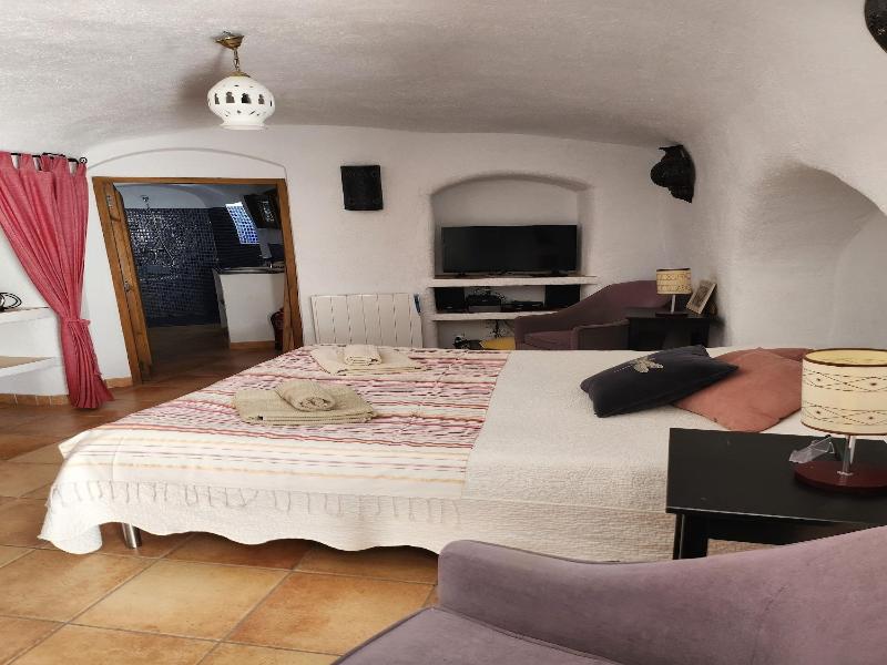Cuevas Andalucia image