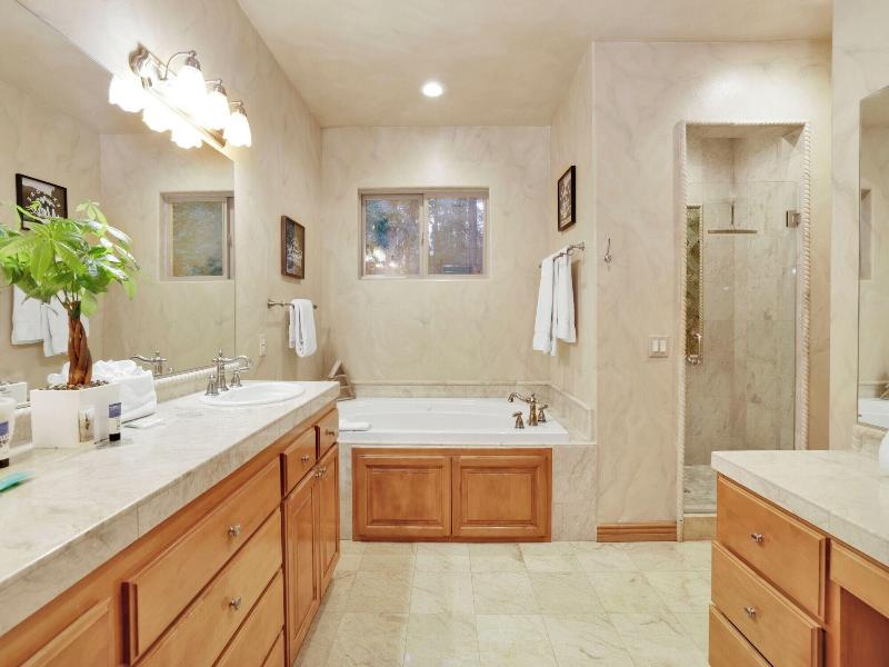 The Spa At Winterset #2282 image