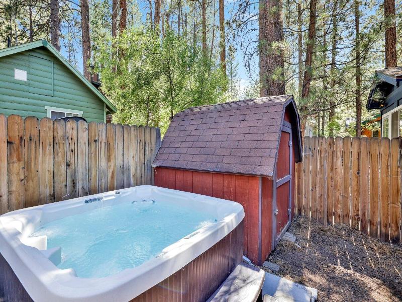Bearadise Cottage #2275 image