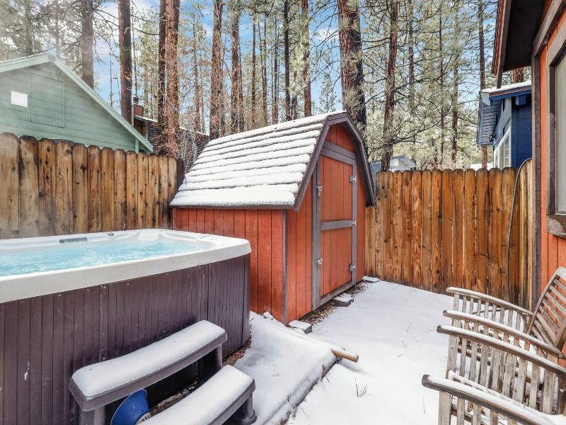 Bearadise Cottage #2275 image