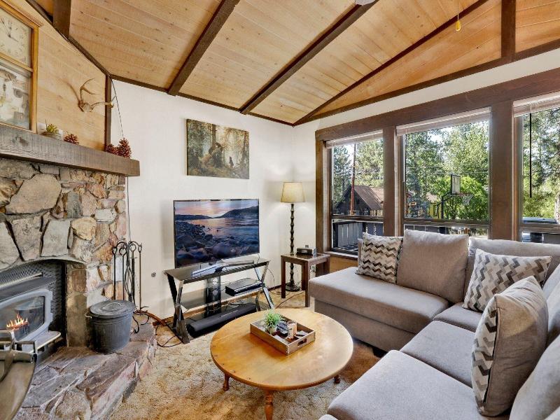Bearadise Cottage #2275 image