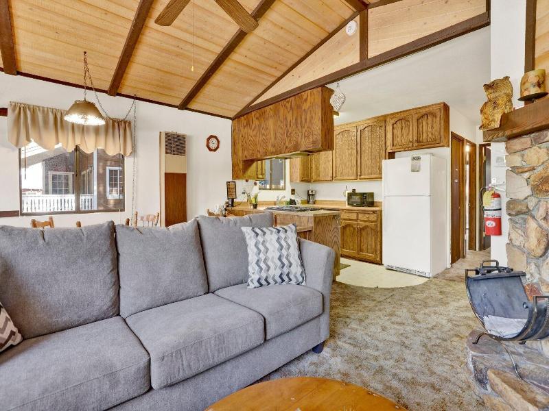Bearadise Cottage #2275 image